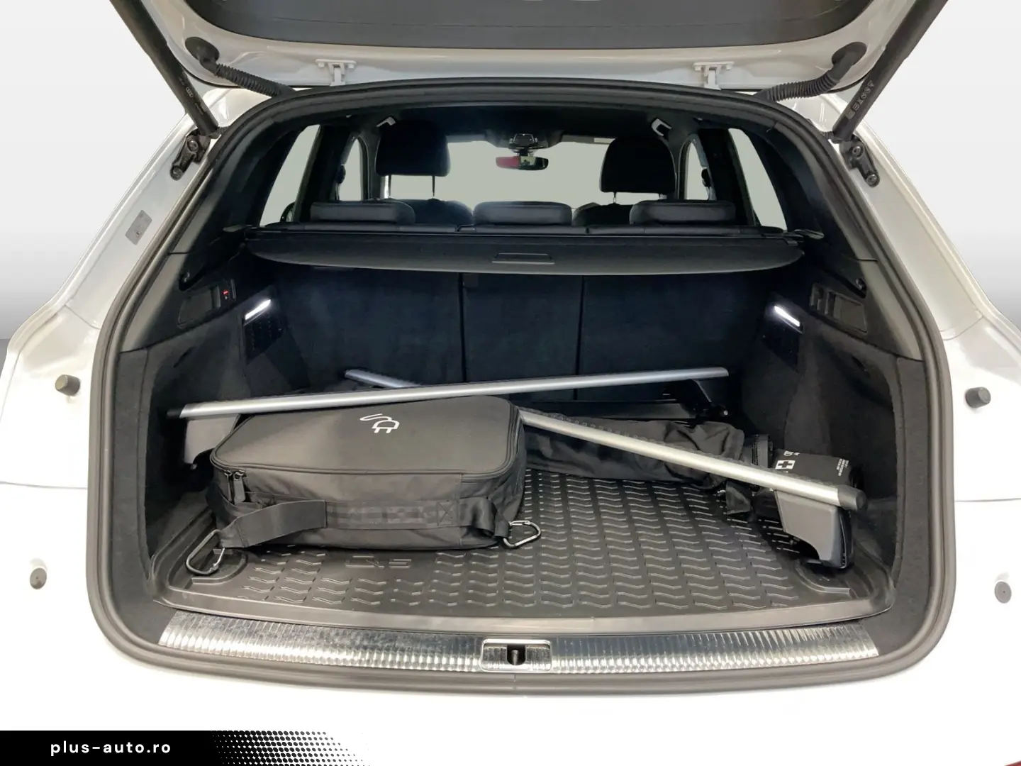 AUDI Q5 50 TFSI e quattro S tronic S line ACC AUT