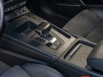 AUDI Q5 55 TFSI e S line quattro Head-up Display B&O