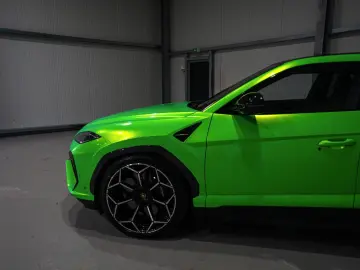 LAMBORGHINI URUS SE 4.0 MY25