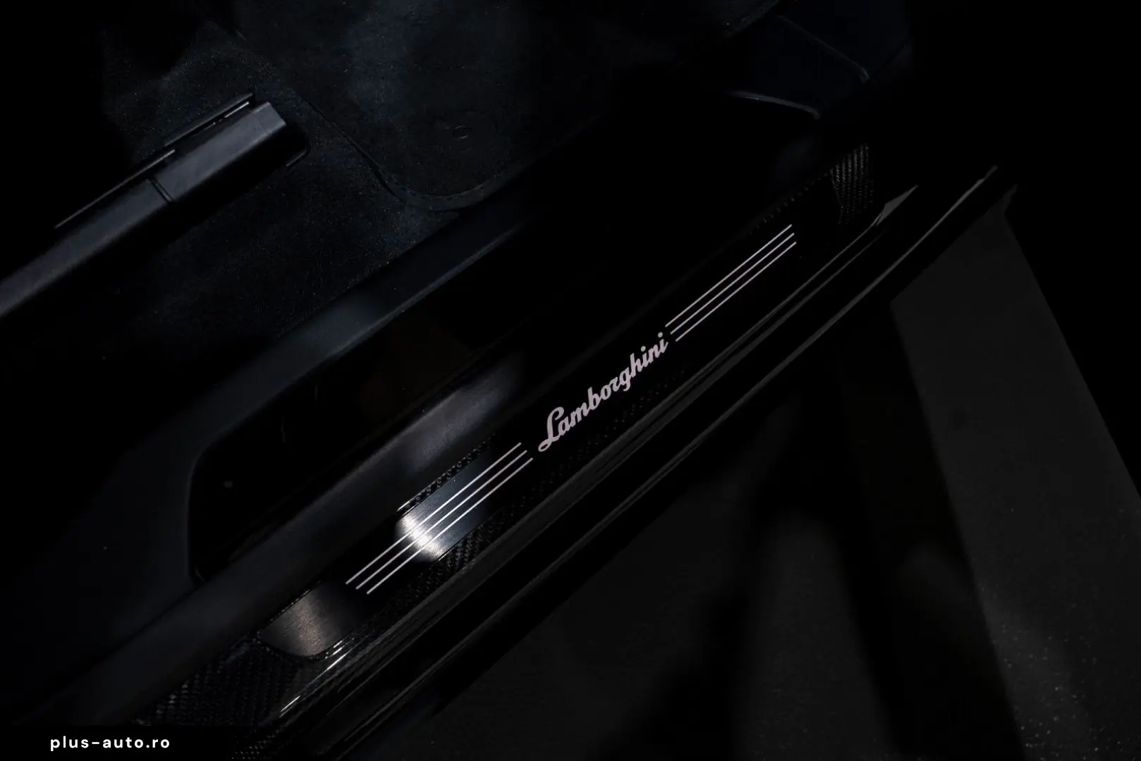 LAMBORGHINI URUS SE 4.0 MY25