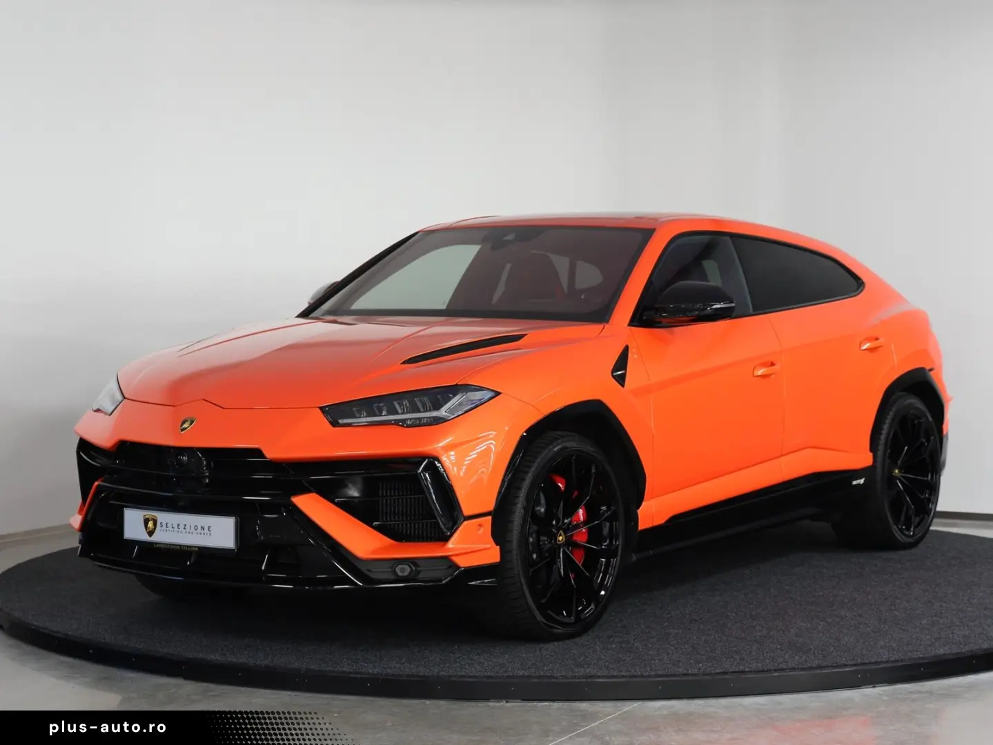 LAMBORGHINI Urus Sport