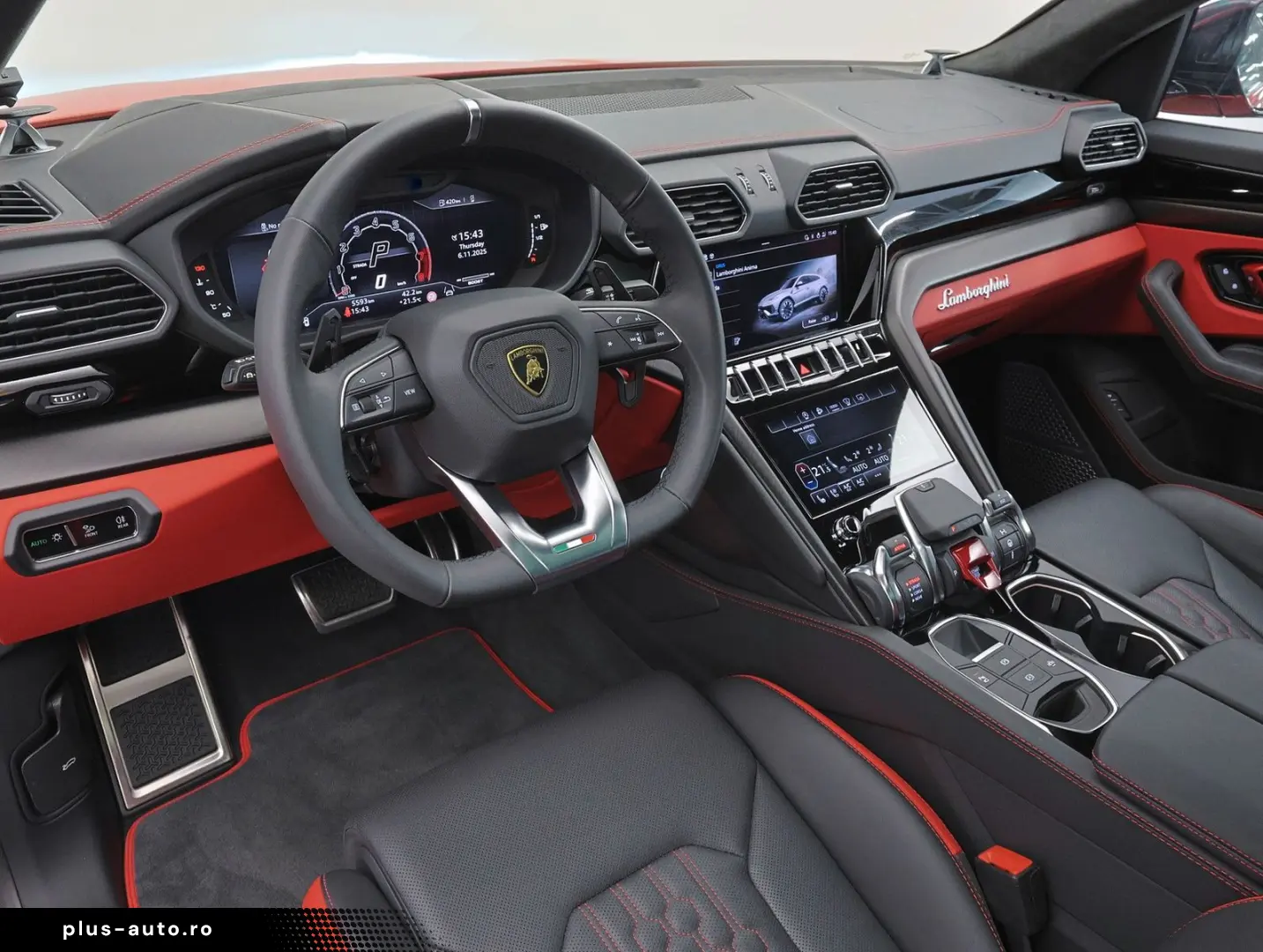 LAMBORGHINI Urus Sport