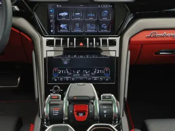 LAMBORGHINI Urus Sport