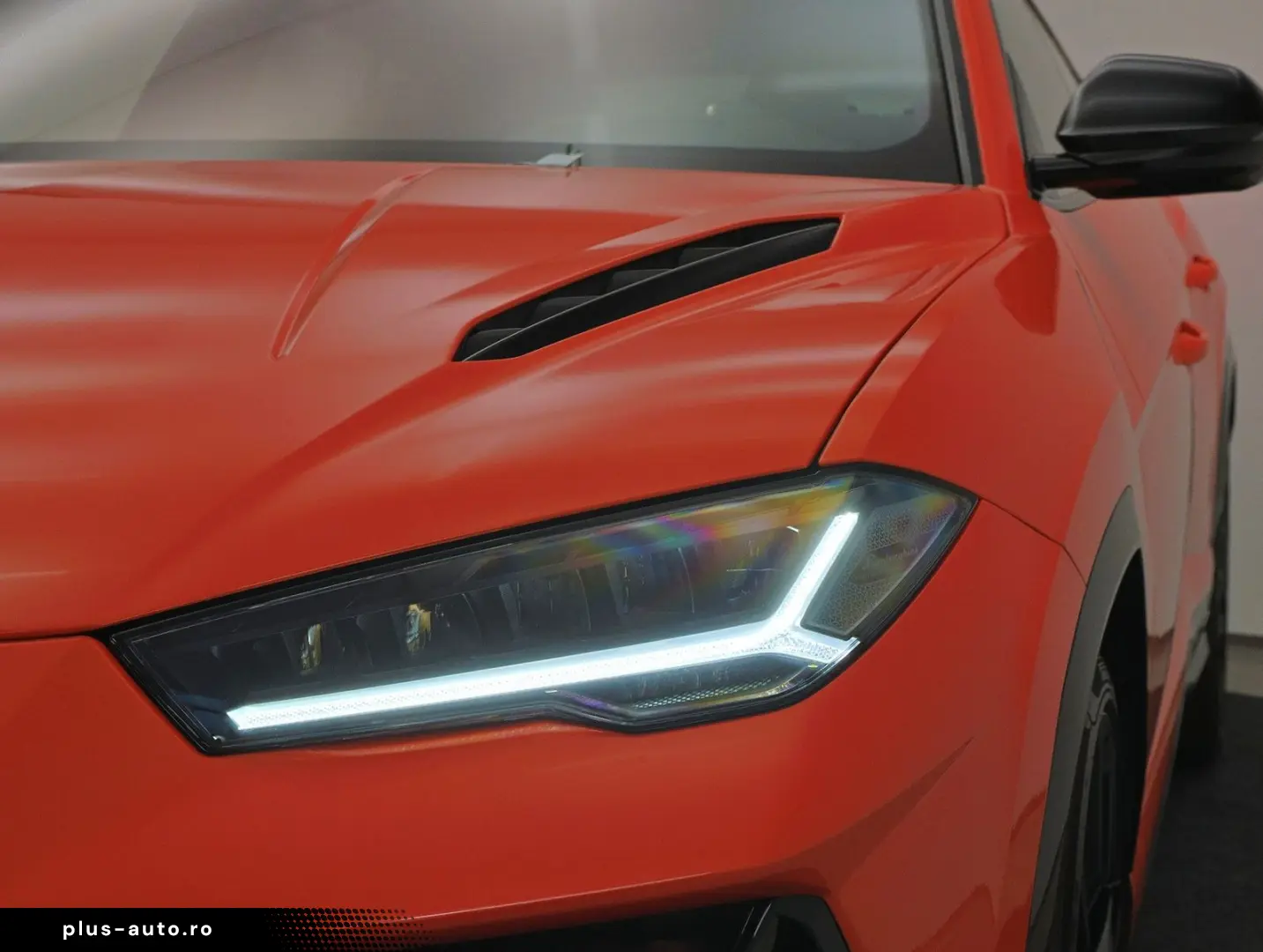 LAMBORGHINI Urus Sport