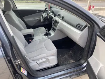 VW Passat proprietar climatronic scaune parbriz incalzite