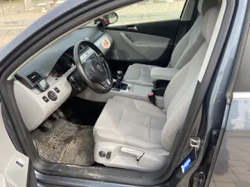 VW Passat proprietar climatronic scaune parbriz incalzite