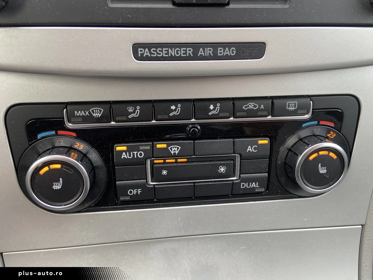 VW Passat proprietar climatronic scaune parbriz incalzite