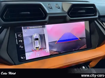 LAMBORGHINI URUS SE AKRAPOVIC B&O MASSAGE PANORAMA