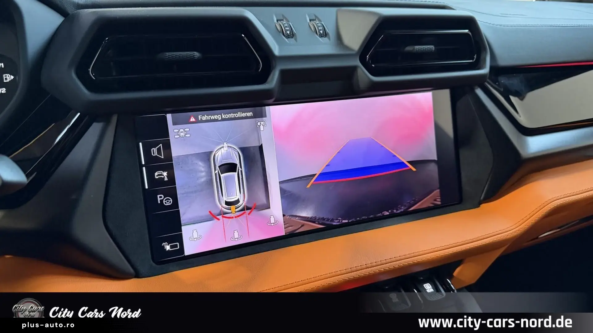 LAMBORGHINI URUS SE AKRAPOVIC B&O MASSAGE PANORAMA