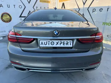 BMW Seria 7 730d