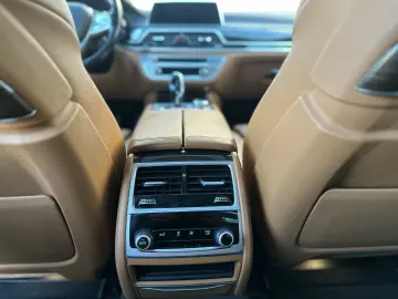 BMW Seria 7 730d