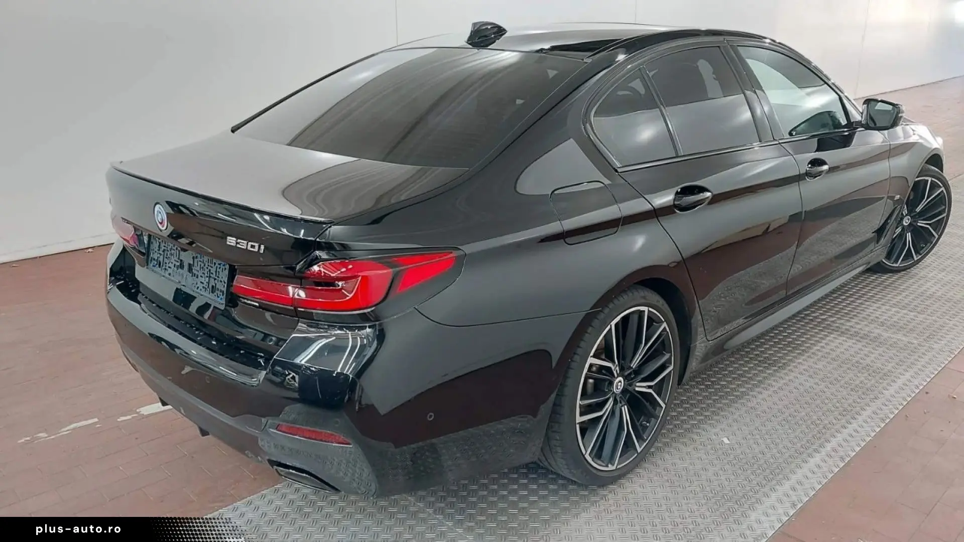 BMW 530 i M Sport   Soft-Close   LASER   H&K   1HAND