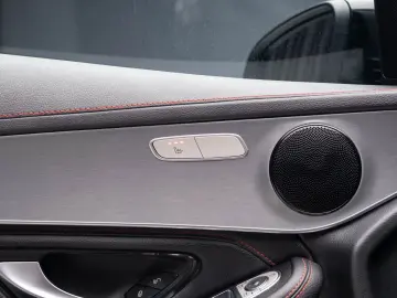 MERCEDES-BENZ GLC 400D 4MATIC