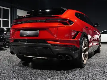 LAMBORGHINI Urus  PERFORMANTE ROSSO EFESTO