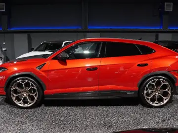 LAMBORGHINI Urus  PERFORMANTE ROSSO EFESTO