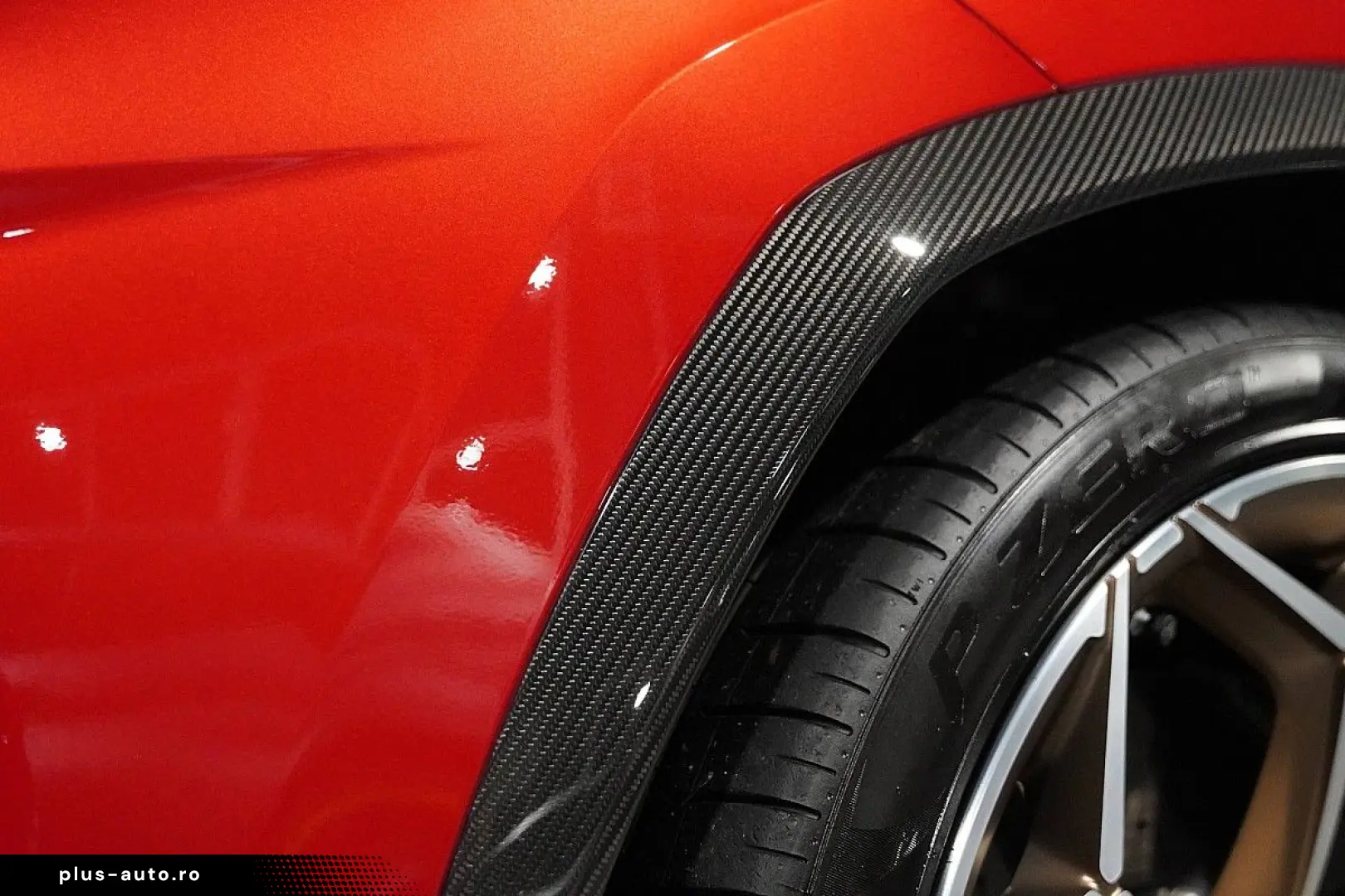 LAMBORGHINI Urus  PERFORMANTE ROSSO EFESTO