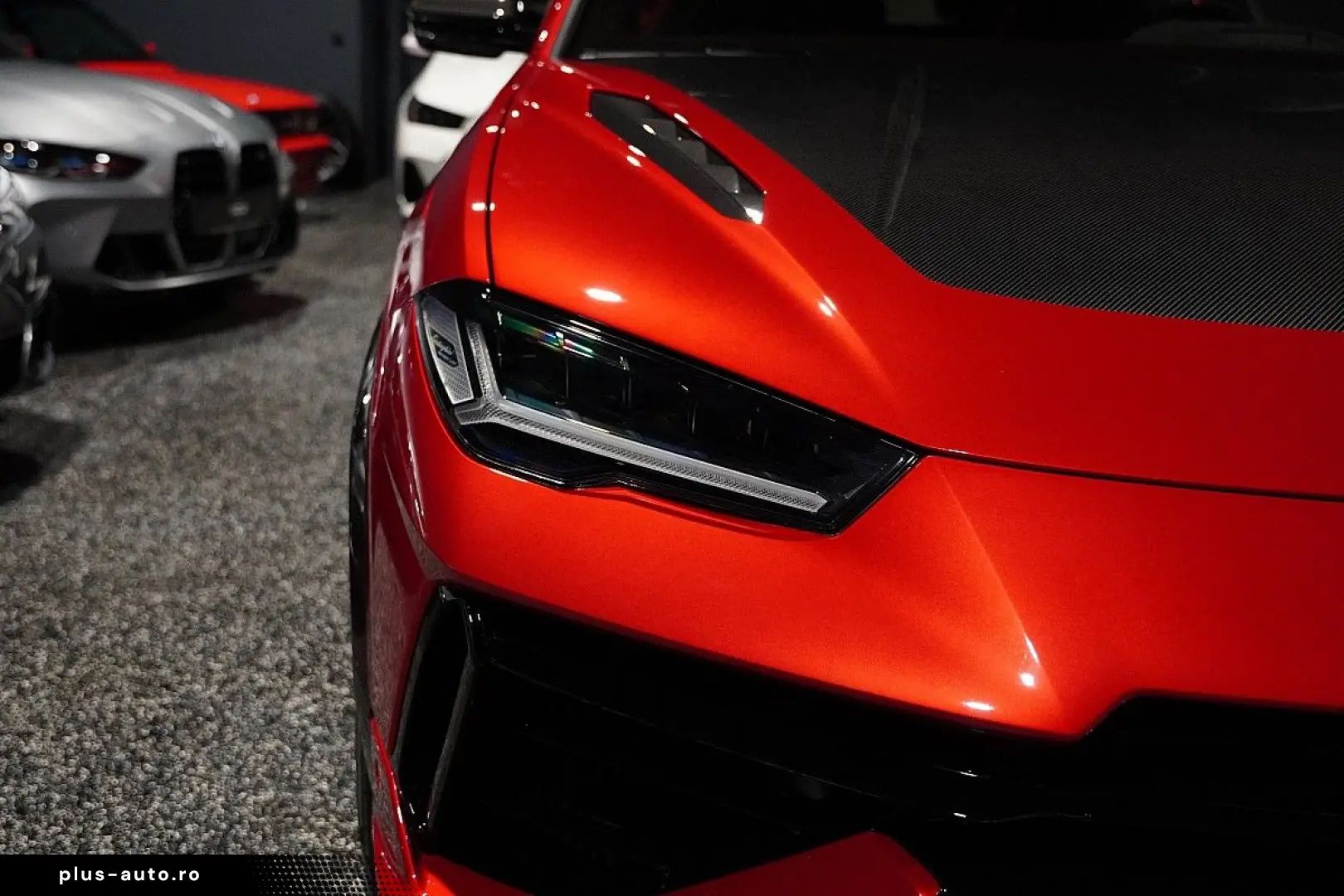 LAMBORGHINI Urus  PERFORMANTE ROSSO EFESTO