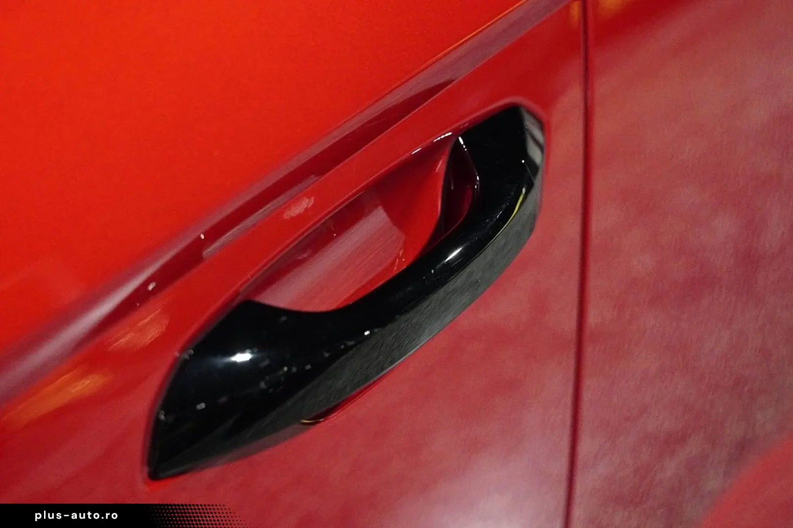 LAMBORGHINI Urus  PERFORMANTE ROSSO EFESTO