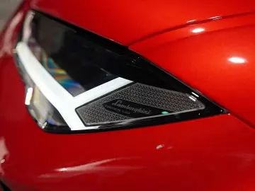 LAMBORGHINI Urus  PERFORMANTE ROSSO EFESTO