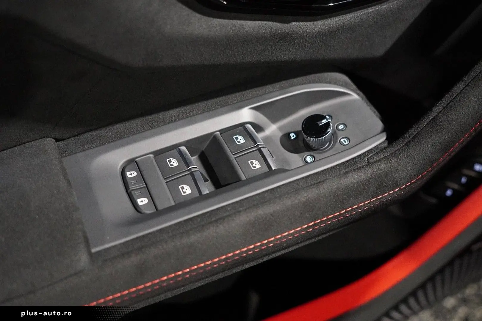 LAMBORGHINI Urus  PERFORMANTE ROSSO EFESTO