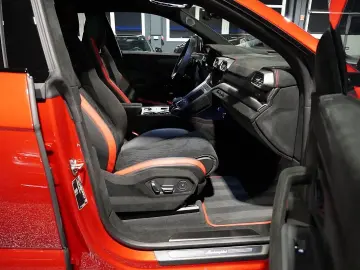 LAMBORGHINI Urus  PERFORMANTE ROSSO EFESTO