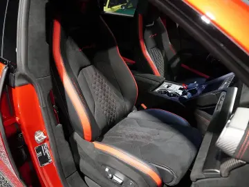 LAMBORGHINI Urus  PERFORMANTE ROSSO EFESTO