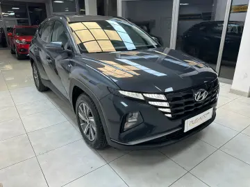 HYUNDAI TUCSON SUV