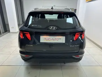 HYUNDAI TUCSON SUV