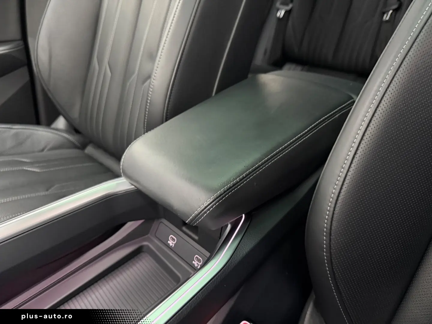 AUDI SQ8 e-tron quattro