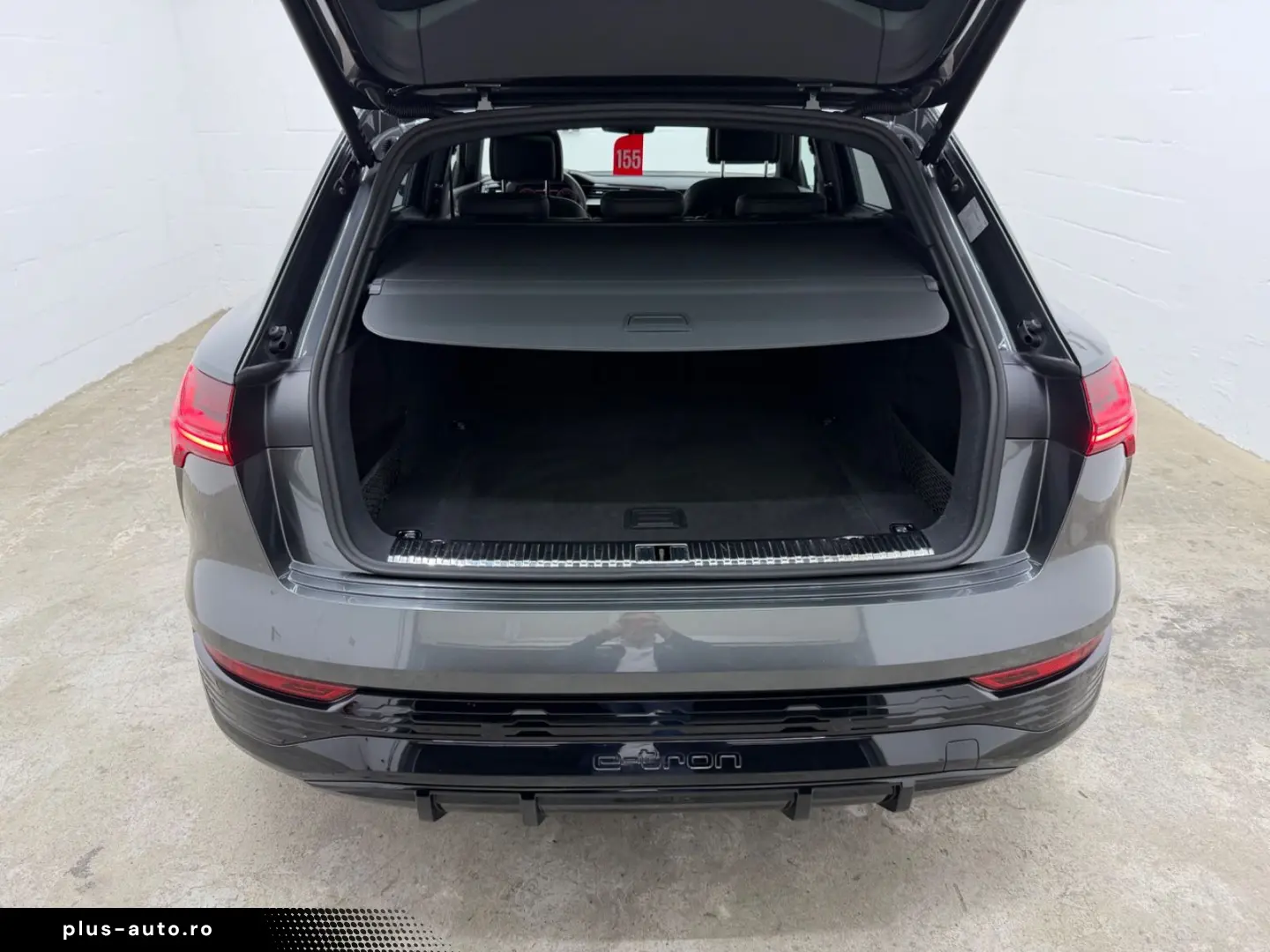 AUDI SQ8 e-tron quattro