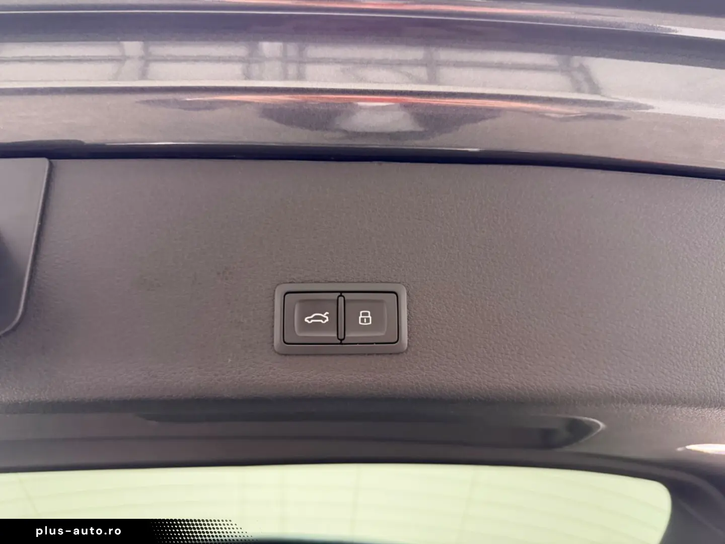 AUDI SQ8 e-tron quattro