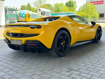 FERRARI 296 GTB Coupe