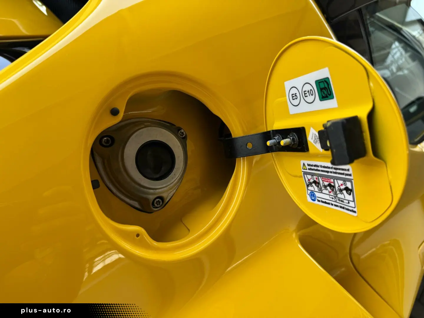 FERRARI 296 GTB Coupe