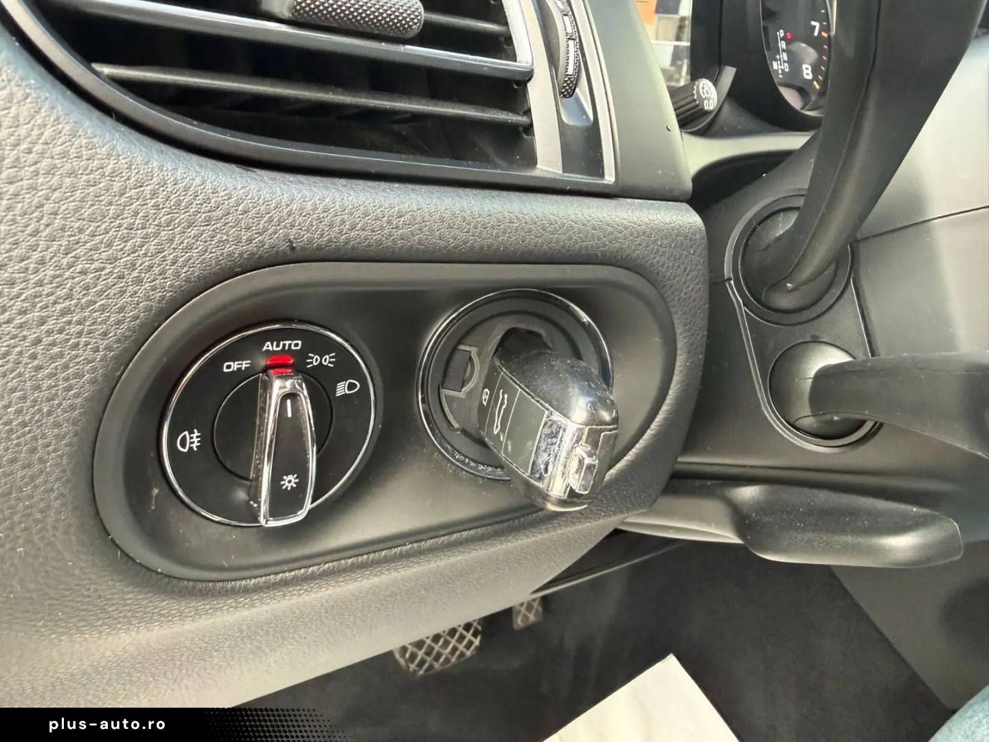 PORSCHE Macan 2.0 AUT~Navi~LED~Memor~PASM~PCM~DAB