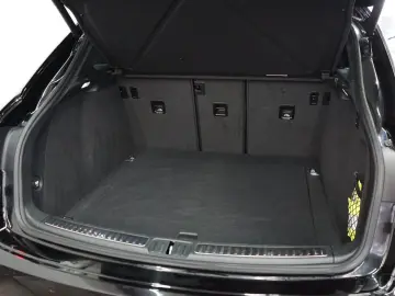PORSCHE Macan 2.0 PANO AHK PASM CARPLAY R-Kamera 20z