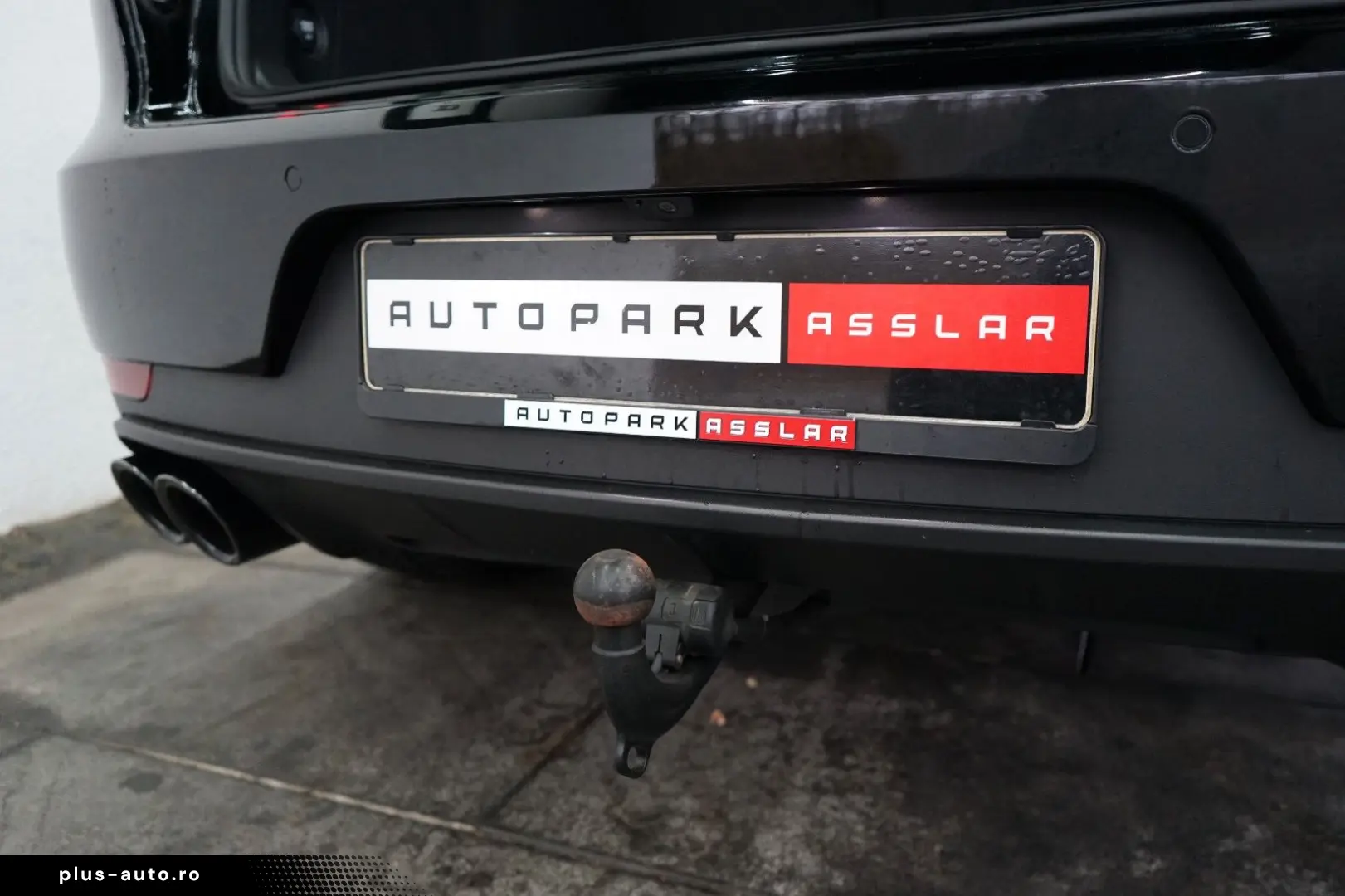 PORSCHE Macan 2.0 PANO AHK PASM CARPLAY R-Kamera 20z