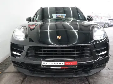 PORSCHE Macan 2.0 PANO AHK PASM CARPLAY R-Kamera 20z