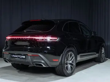 PORSCHE Macan Basis LED Keyless Car Play