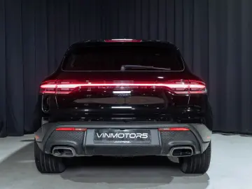 PORSCHE Macan Basis LED Keyless Car Play