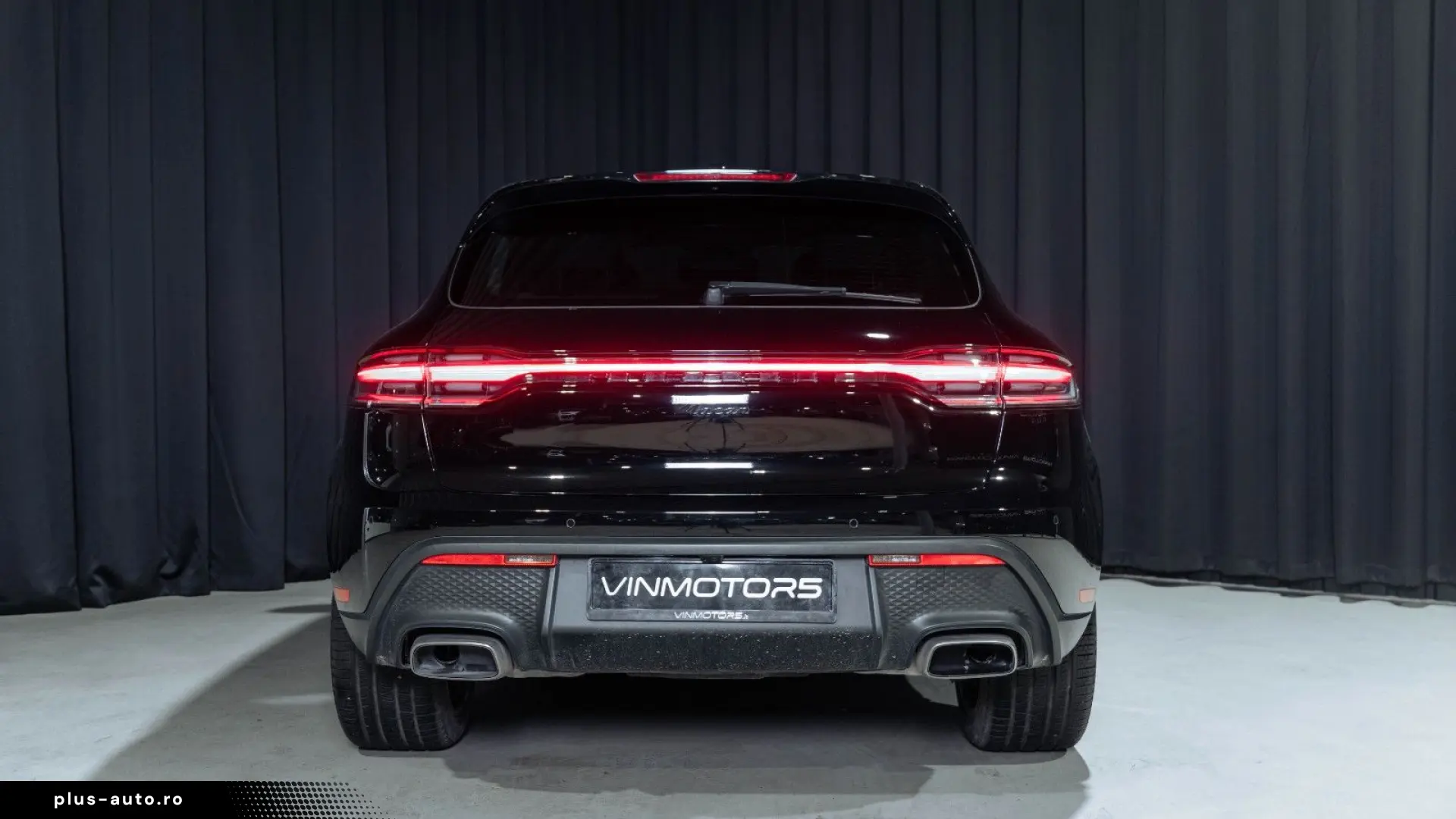 PORSCHE Macan Basis LED Keyless Car Play