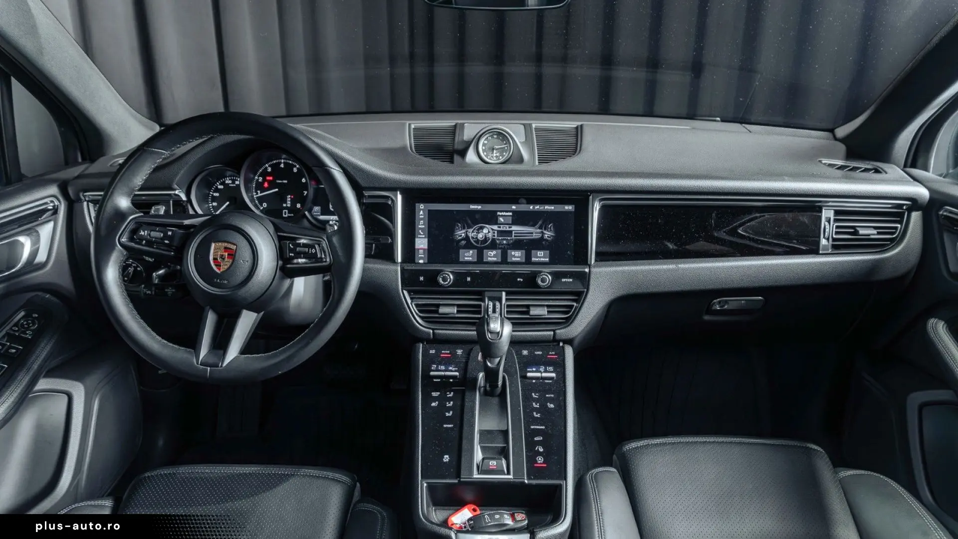 PORSCHE Macan Basis LED Keyless Car Play