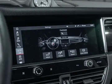 PORSCHE Macan Basis LED Keyless Car Play