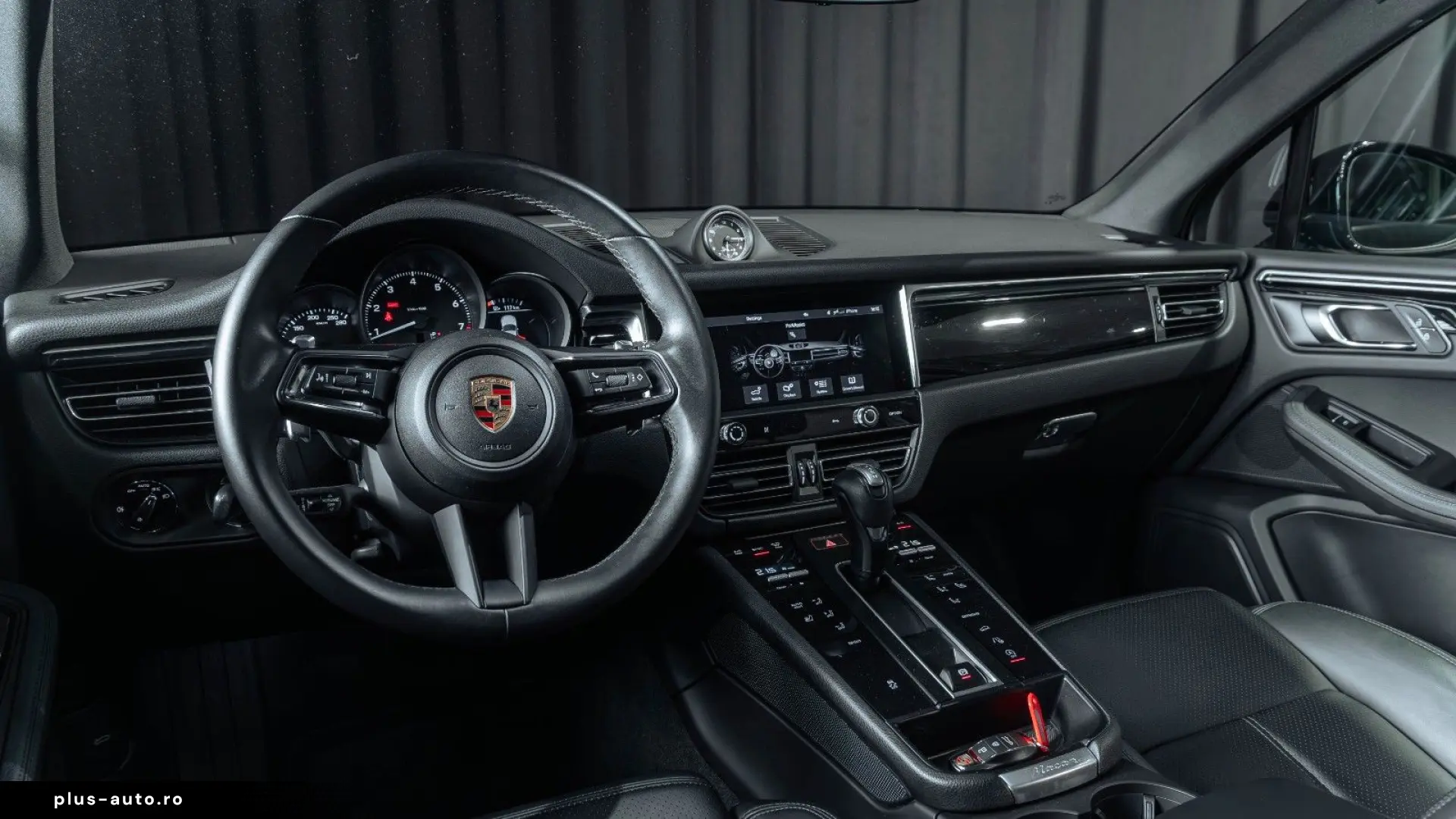 PORSCHE Macan Basis LED Keyless Car Play