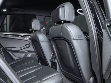 PORSCHE Macan Basis LED Keyless Car Play