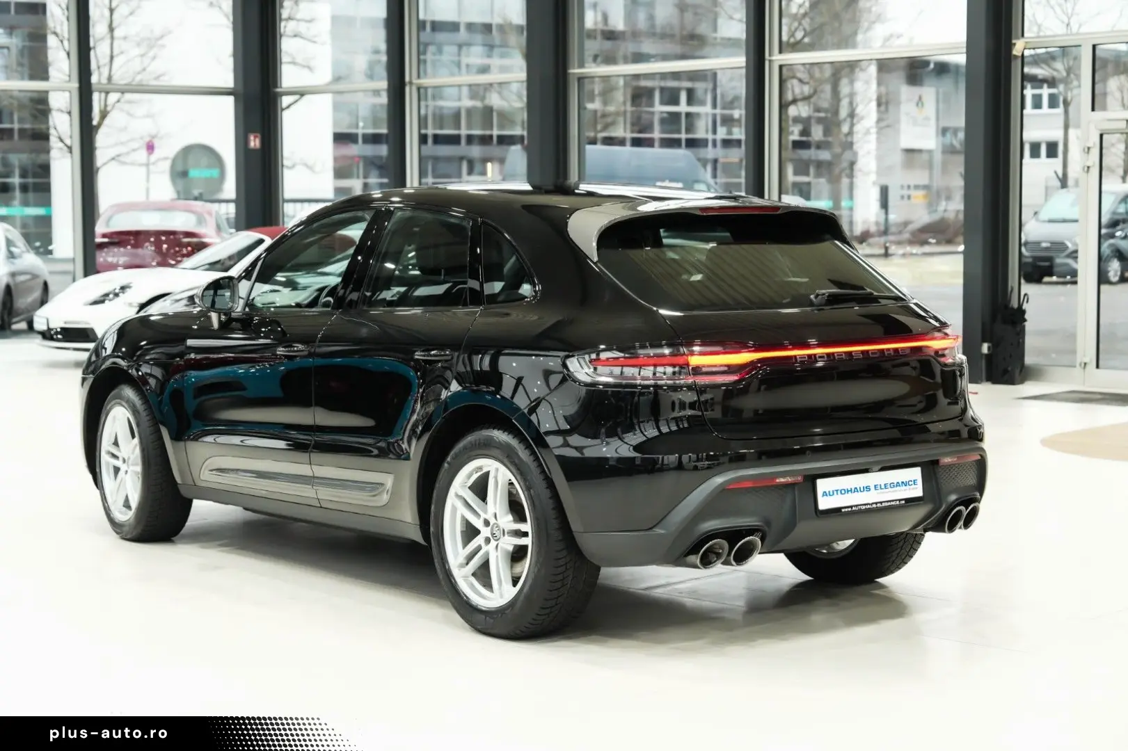 PORSCHE Macan T   SPORT-CHRONO SOUND-PACKAGE  LED 1.HAND