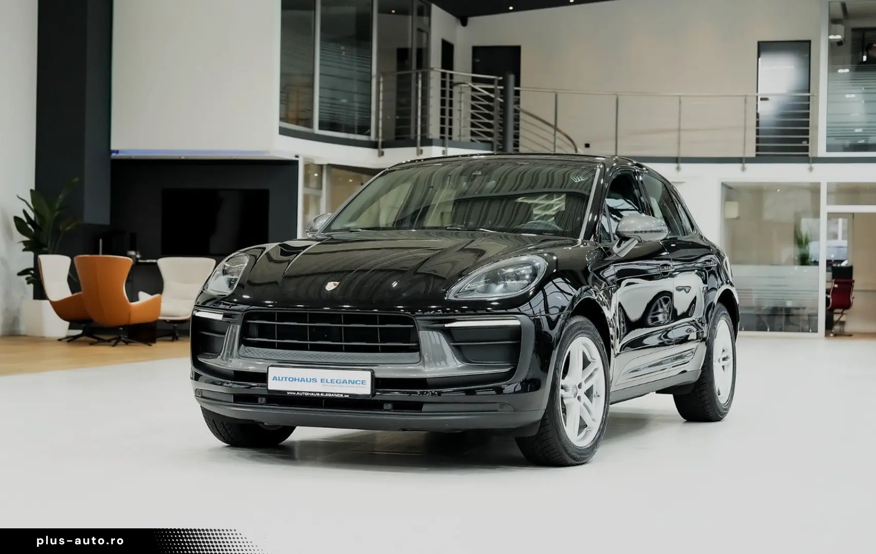 PORSCHE Macan T   SPORT-CHRONO SOUND-PACKAGE  LED 1.HAND
