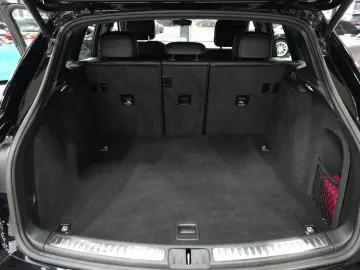 PORSCHE Macan T   SPORT-CHRONO SOUND-PACKAGE  LED 1.HAND