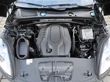 PORSCHE Macan 2.0 AWD 360  SportChrono Airmatic ACC R20