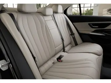 MERCEDES-BENZ E 300 de Avantgarde LED Cam Burm Sitzk&hellip;