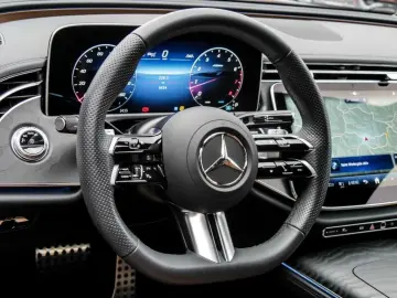 MERCEDES-BENZ E 200 AMG-Sport Night DIGITAL Distr 36&hellip;